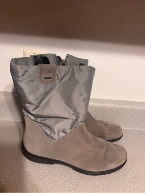 HOTTER brand gortex spring boots womens size 9